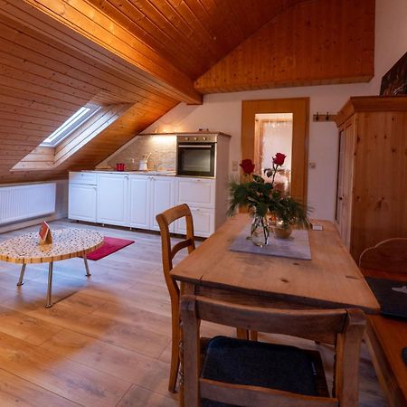 Ferienwohnung „Rose“ Wiesenfelden Exteriör bild